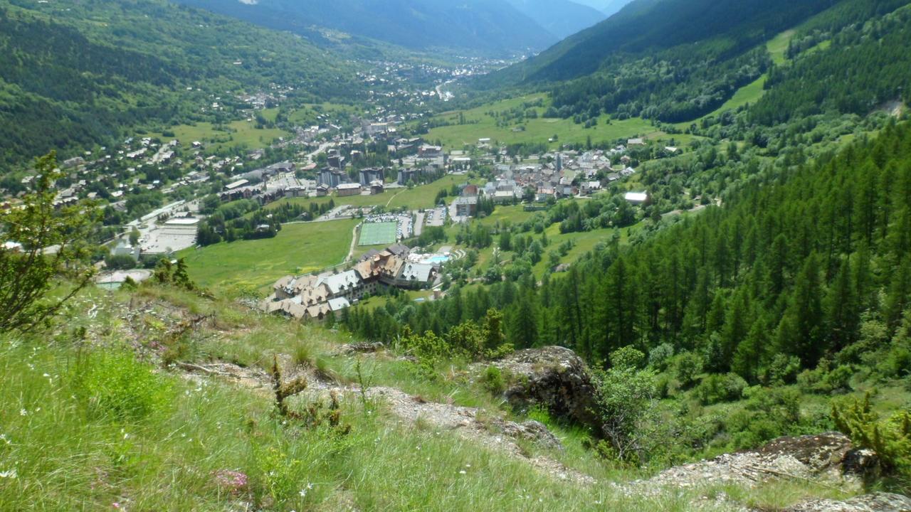 Rock Noir & Spa La Salle-les-Alpes Buitenkant foto